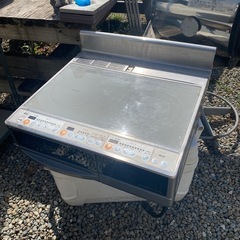据置き型IHクッキングヒーター 2口　uhp-v31s 東芝　250v