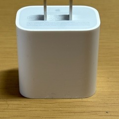 apple 純正 20w USBタイプC アダプターの画像
