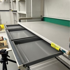 コクヨ 事務デスクの画像