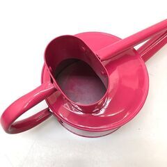 stp-3109　未使用　ブリキ製　ジョーロ　2個セット　ピンク　水差し　金属製　じょうろ　大きめ　ビビッドカラー　インテリア　ガーデニング　水やりの画像
