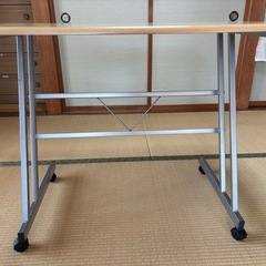 机の画像