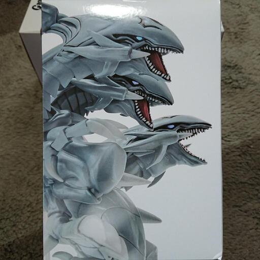 ✨新品・未開封✨遊☆戯☆王カードゲーム Equal Arts 青眼の究極 ✨新品・未開封✨遊☆戯☆王カードゲーム Equal Arts 青眼の究極