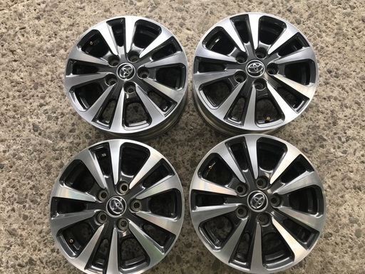 トヨタ純正15インチアルミホイール4本