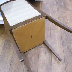 まとめ買いOK! 大量入荷! ダイニングチェア 幅48cm 木製フレーム 布張りクッション スタッキング可能 ブラウン×クリーム系 椅子 イス いす まとめ買い大歓迎! 飲食店 ホテル 札幌市 厚別区 の画像