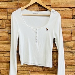 美品 Abercrombie&Fitch 長袖カットソー