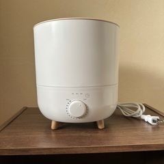 【新古品】加湿器　HF-T2152WH♪