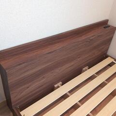 近場のみ配達可！セミダブルローベッド(コンセント付き)の画像