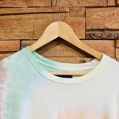 メンズTシャツ Abercrombie & Fitch マーブル模様Tシャツの画像