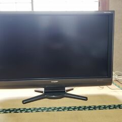 シャープ　テレビ＆リモコンの画像