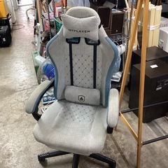 万代店GTPLAYER ゲーミングチェア