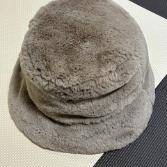 【✨未使用超美品✨】ファー帽子の画像