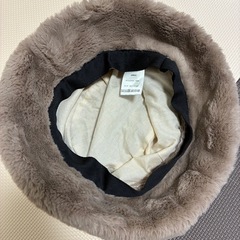 【✨未使用超美品✨】ファー帽子の画像
