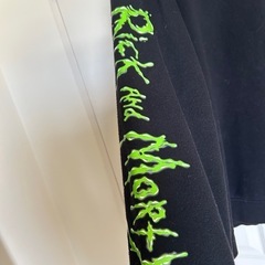 Rick & Morty H&M パーカーの画像