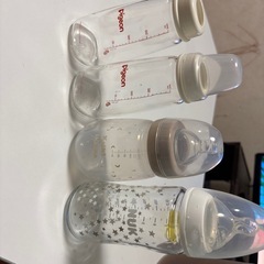 哺乳瓶　4本　まとめ売り