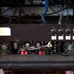 PAセット / 12CHミキサー 4CHパワーアンプ コンボラック EQ 電源の画像