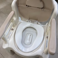 ポータブルトイレの画像
