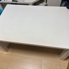 コタツ机の画像