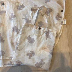 　futafutaレインポンチョの画像