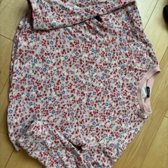 ムージョンジョン　子供　服　130㎝　トレーナー　