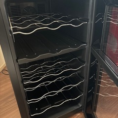 アイリスオーヤマ　ワインセラー18本の画像
