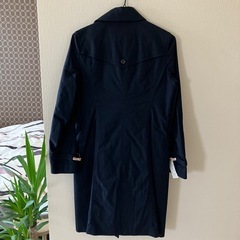 ナチュラルベーシックのトレンチコートの画像