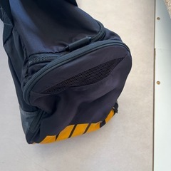 Nike ダッフルバッグ 黒/オレンジ 中型の画像