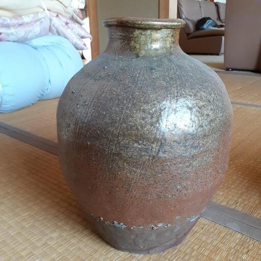 人物と楽器のデザイン陶器　作家　陶芸家　アンティーク　美術品　壺　芸術品 Yoko Nagai (@yokey_yokey) • Instagram photos and videos