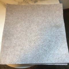 絨毯風床敷きマット12枚セット30cm×30cmの画像