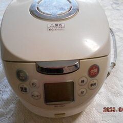 中古品・炊飯器・五合焚き・
