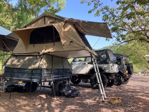 ブラストトレイルT33 ルーフテント付き