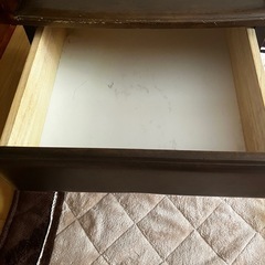 サイドテーブル　コンセント付　引き出し付の画像