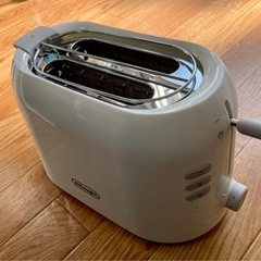 デロンギ ポップアップトースター （TTP220J-WH ）