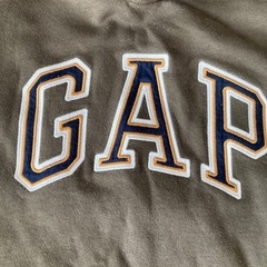 GAP トレーナーの画像