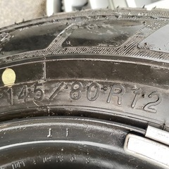 【お取引決まりました】【格安出品】145/80/R12 2023年製ヨコハマブルーアース9分山 ホイール付きの画像