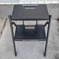 中古品　コンパクト踏み台2段の画像