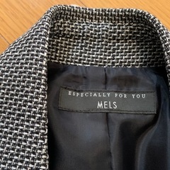 入学式などに　レディーススーツの画像