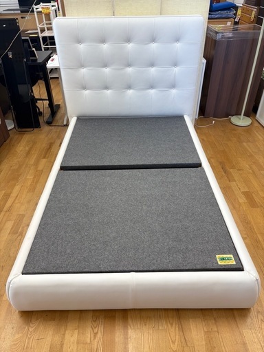 値下げしました。N920★ドリームベッド　サータ★セミダブルベッド★フレームのみ★幅1370ｍｍ