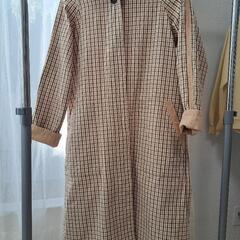 リバーシブル　トレンチコート