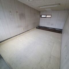 ☆シャッター付ガレージ☆内装仕上げ済☆格安15000円☆小さな 貸事務所☆倉庫☆堺市中区☆　 - 堺市