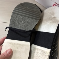 ボーリング　シューズ　ラウンドワン　ほぼ新品　22.5の画像