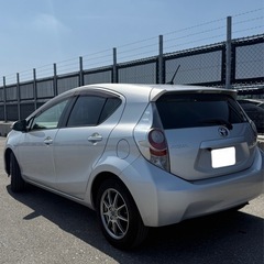 H25年式　アクア　S  車検満タンの画像