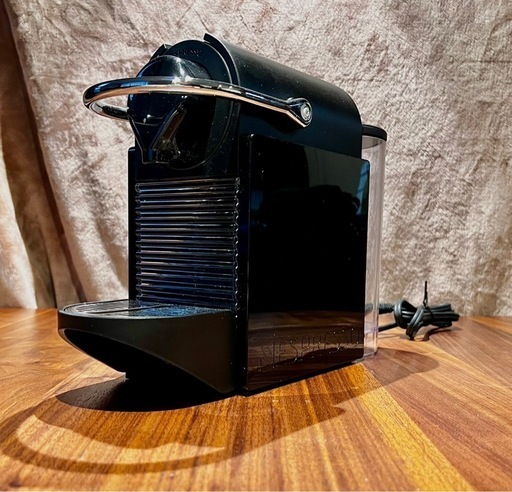 NESPRESSO PIXIE コーヒーメーカー、エスプレッソマシン CH2650