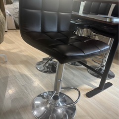 商品状態良好★チェア4騎とテーブルの画像