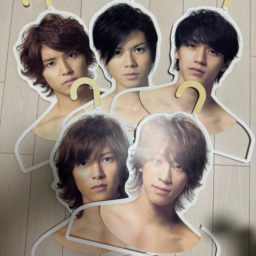 NEWS  RUSS・K×NEWS フォトハンガー 非売品