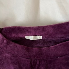 GU パープル クルーネック トレーナーの画像