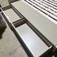 ニトリ製 ダブルベッド ベッドフレーム ホワイトウォッシュ 照明