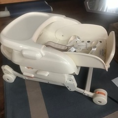 コンビ　　ハイ&ローチェアの画像