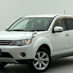 くしゃみをするとき無意識に目を閉じるのは、眼球が飛び出ないように...