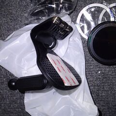 413　断捨離中）ほぼ新品）車内スマホホルダー04　マグネット式の画像