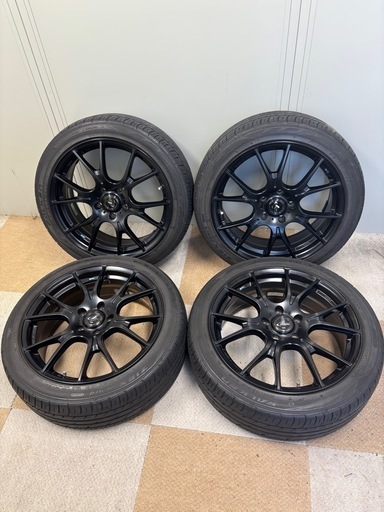 交渉中
レオニス18インチタイヤホイールセット